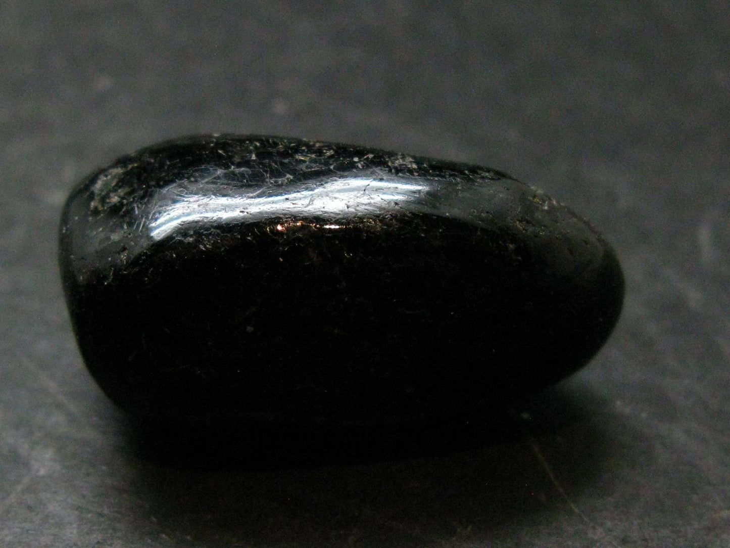 Rare Nuumite Nuummite Tumbled Stone From Greenland - 17.31 Grams - 1.3"