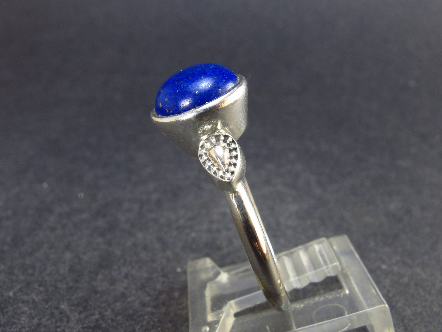 Lapis Lazuli Silver Ring From Afghanistan - 4.0 Grams - Size 9.25