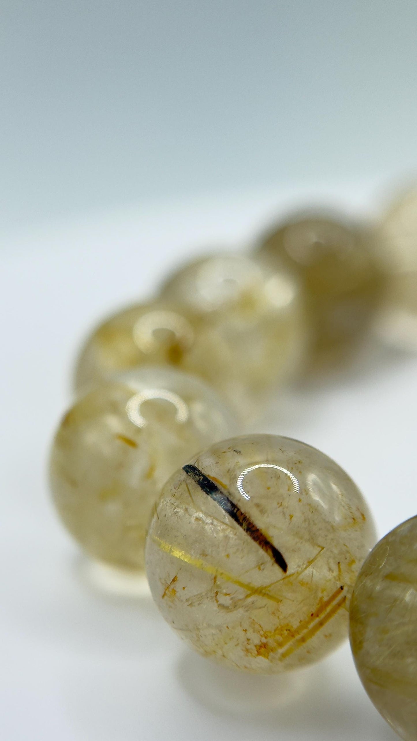 Elegant Rutilated Crystal Bead Bracelet – Natural Gemstone, Stretch Healing Jewelry