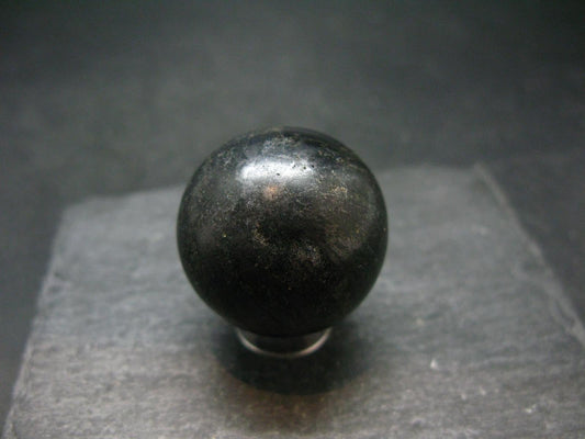 Rare ISUA Sphere Ball from Greenland - 1.1" - 43.48 Grams