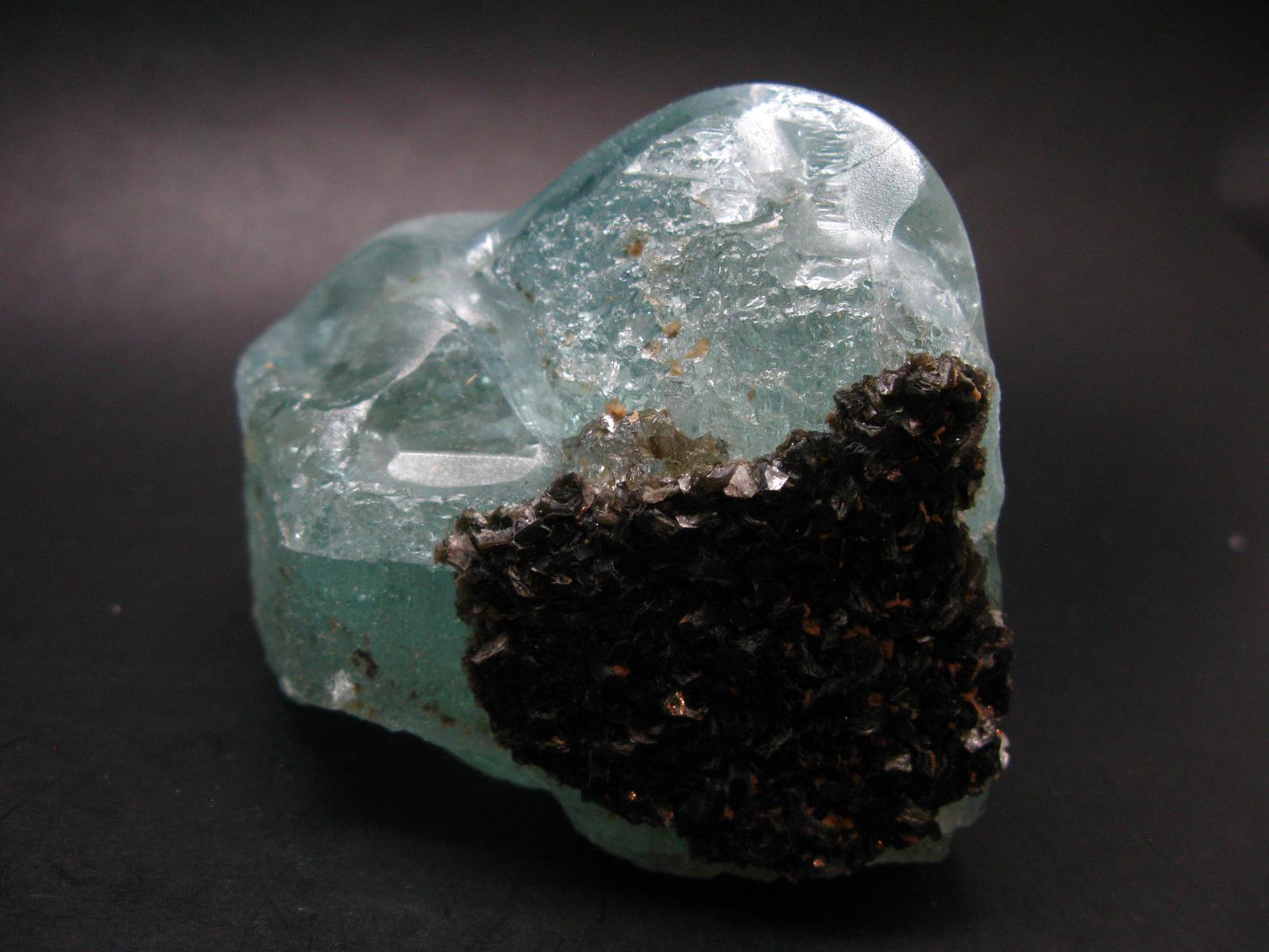 Fantastic Large Blue Topaz Crystal From Brazil - 4.7" - 1086 Grams