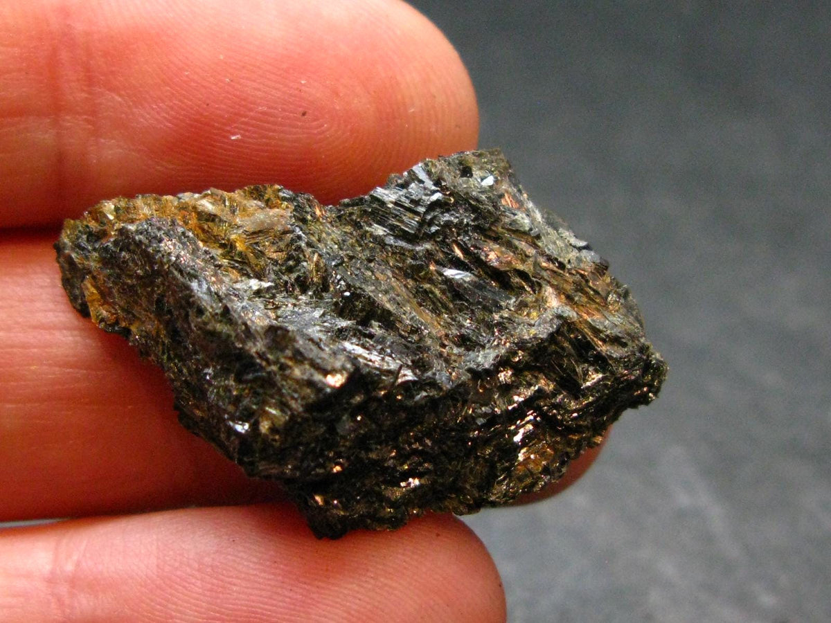 Rare Nuumite Nuummite Raw Piece From Greenland - 4.34 Grams - 1.2"