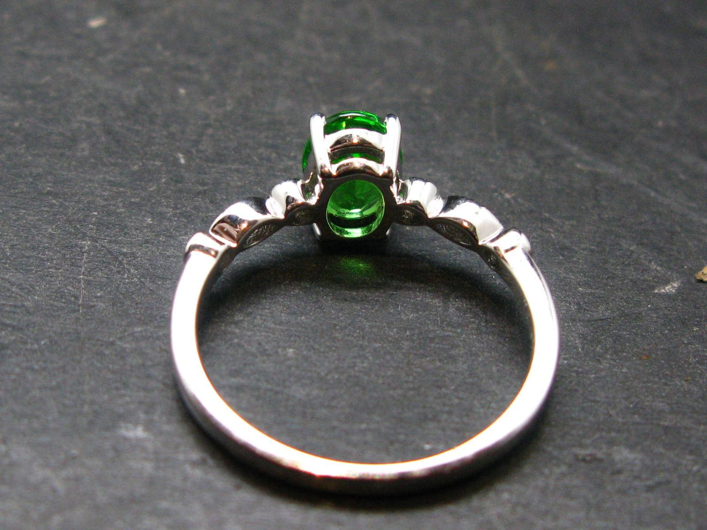 Helenite Gaia Stone Gem Sterling Silver Ring From Washington - Size 8 - 1.0 Carats