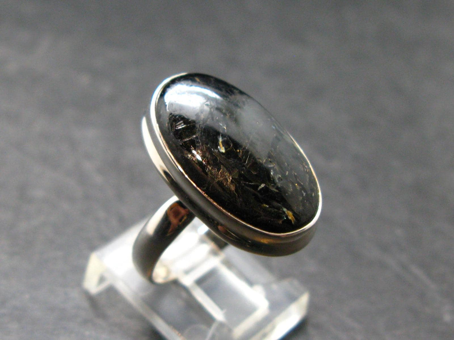 Real!! Very Rare Nuumite Nuummite Sterling Silver Ring from Greenland - 6.07 Grams - Size 7