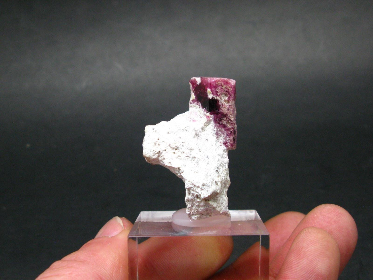Rare Gem Bixbite Red Emerald Beryl Cluster From Utah USA - 1.7" - 15 Grams
