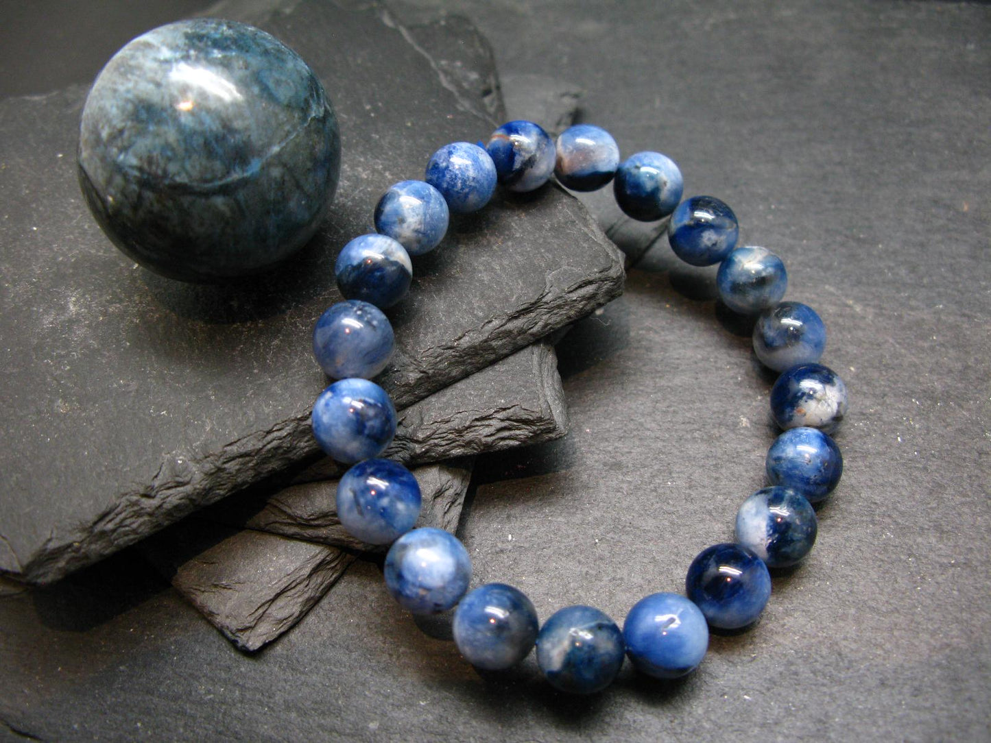 Dianite (Blue Jade) Genuine Bracelet ~ 7 Inches ~ 10mm Round Beads