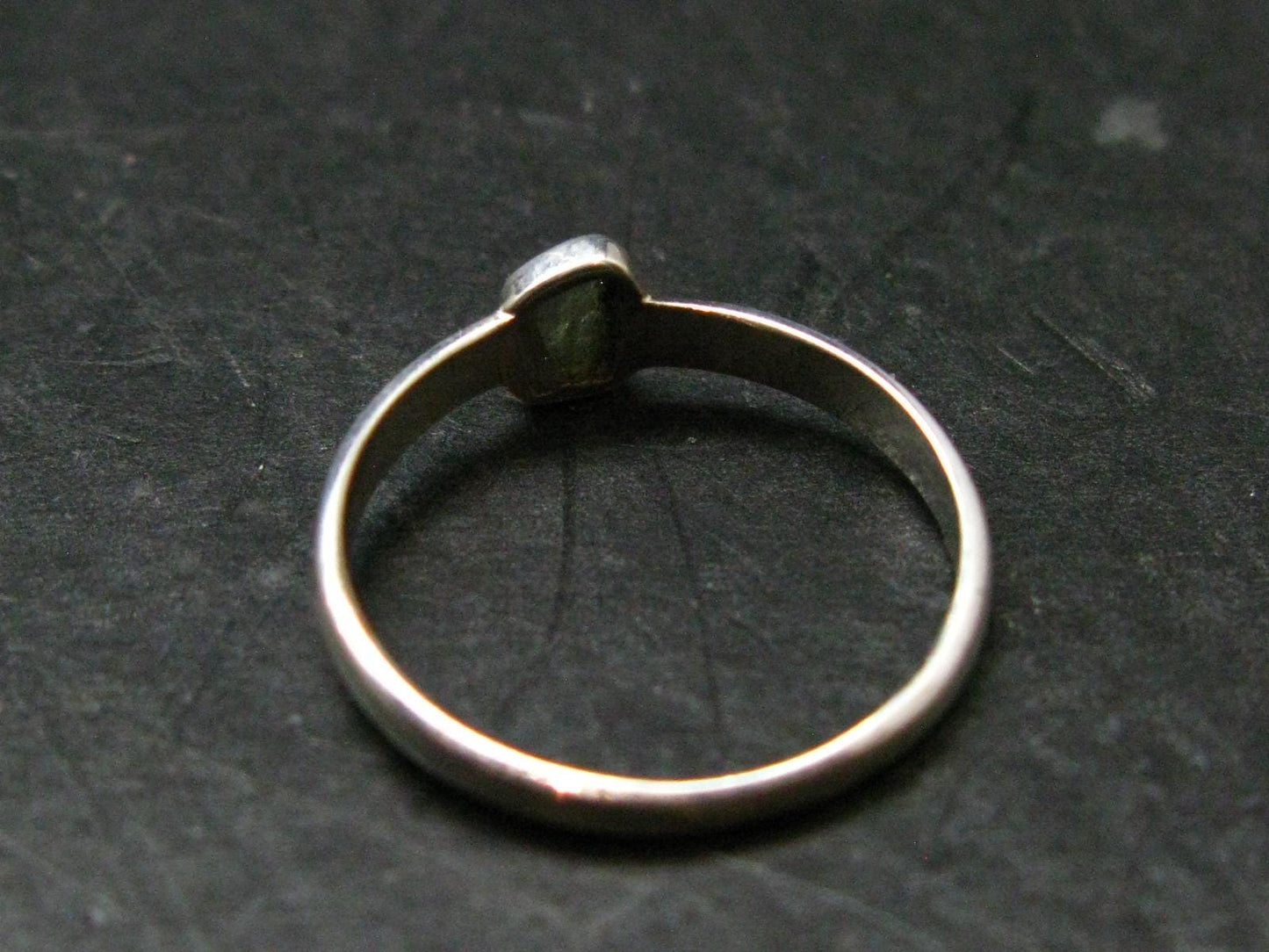 Cute Gem Moldavite Sterling Silver Ring From Czech Republic - Size 7.75 - 1.34 Grams