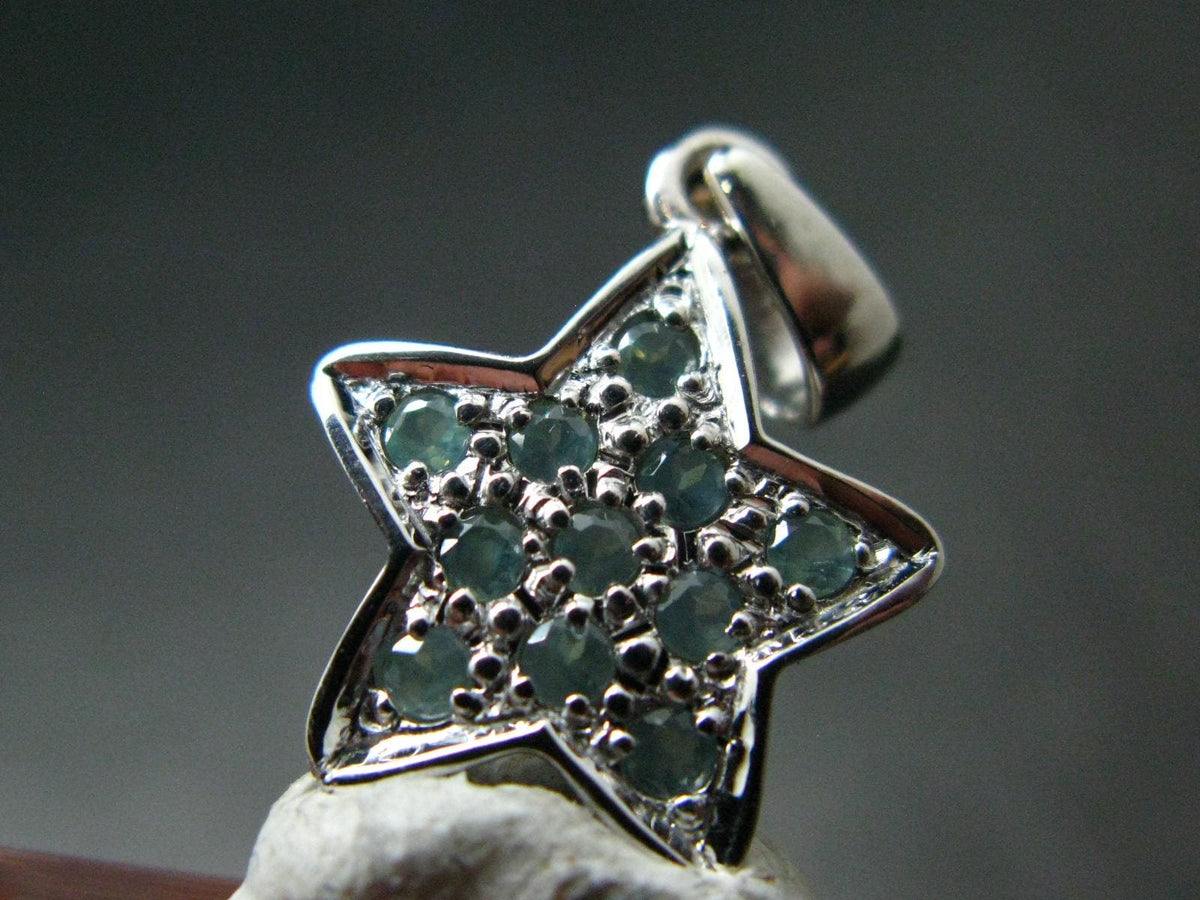 Genuine Alexandrite Gem Silver Pendant From Russia - 1.21 Grams - 0.41 TCW