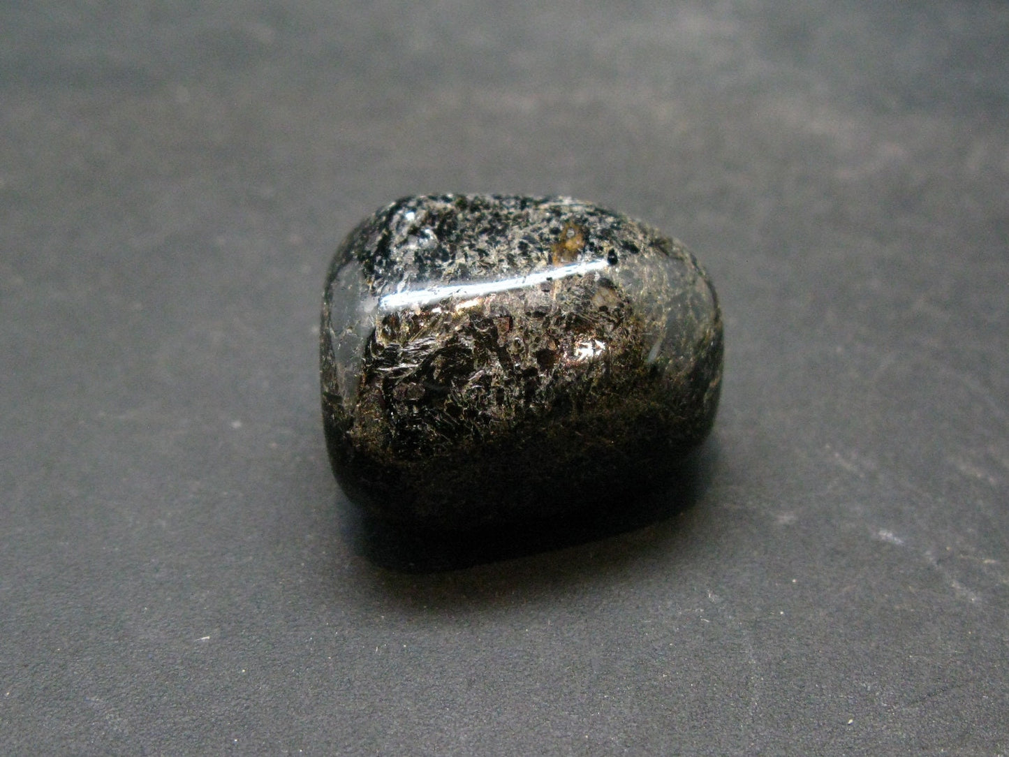 Rare Nuumite Nuummite Tumbled Stone From Greenland - 19.68 Grams - 1.1"