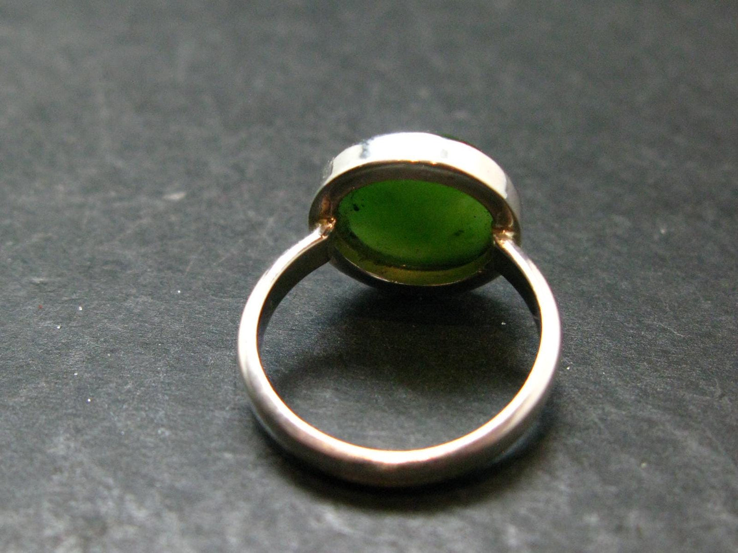 Nephrite Jade Ring From Canada - Size 7 - 4.53 Grams