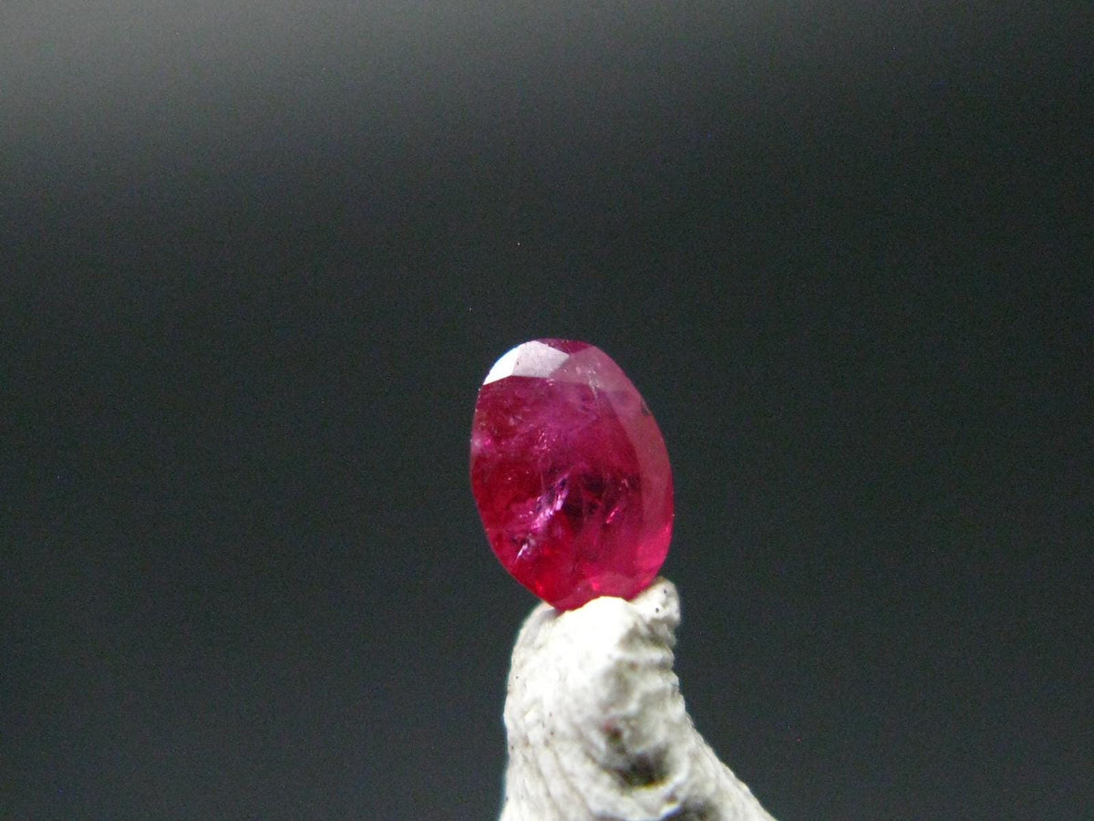 Beautiful Rare Gem Bixbite Red Beryl Emerald Cut Stone From Utah USA - 0.15 Carats - 4.1x3.1mm