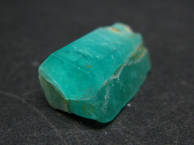 Emerald Beryl Crystal From Colombia - 0.8" - 15.2 Carats