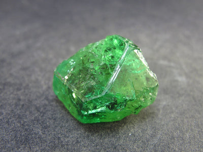 Gem Tsavorite Tsavolite Garnet Crystal From Tanzania - 52.2 Carats - 0.9"