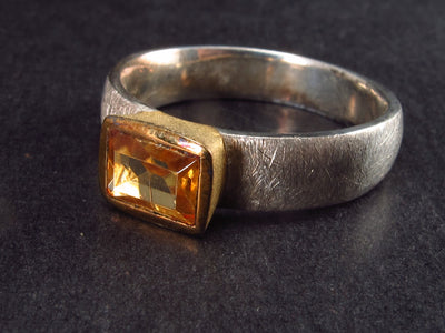 Dilamani Jewelry | Red Zircon Ring
