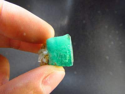 Gem Emerald Beryl Crystal From Colombia - 0.7" - 21.6 Carats