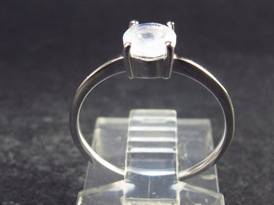 Faceted Natural Glow From Inside Moonstone 925 Silver Ring - 0.92 Grams - Size 5.5
