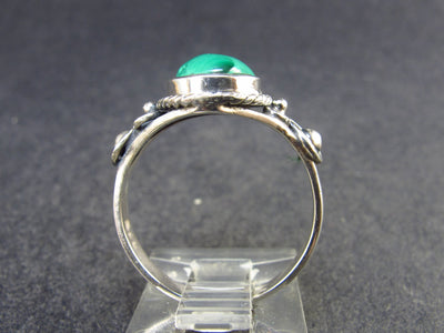 Malachite Cabochon Silver Ring - 3.42 Grams - Size 7.5