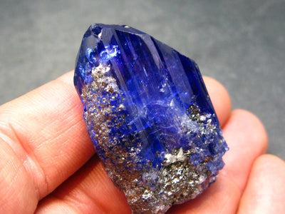 Stunning Gem Tanzanite Zoisite Crystal From Tanzania - 172.28 Carats - 1.8"