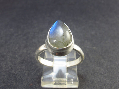 Labradorite Cabochon Silver Ring From Madagascar - 3.82 Grams - Size 7.75