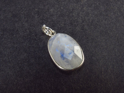 Natural Glow From Inside Moonstone 925 Silver Pendant - 0.8" - 1.40 Grams