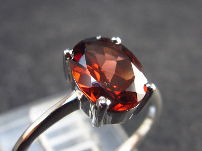 Natural Oval Faceted Red Garnet Sterling Silver Ring - Size 5.25 - 1.28 Grams